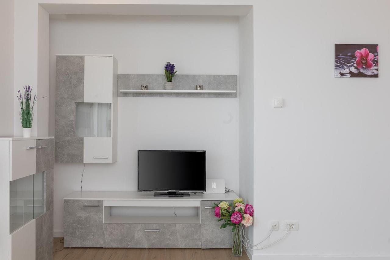 Apartment S&S Deluxe Makarska Exteriör bild